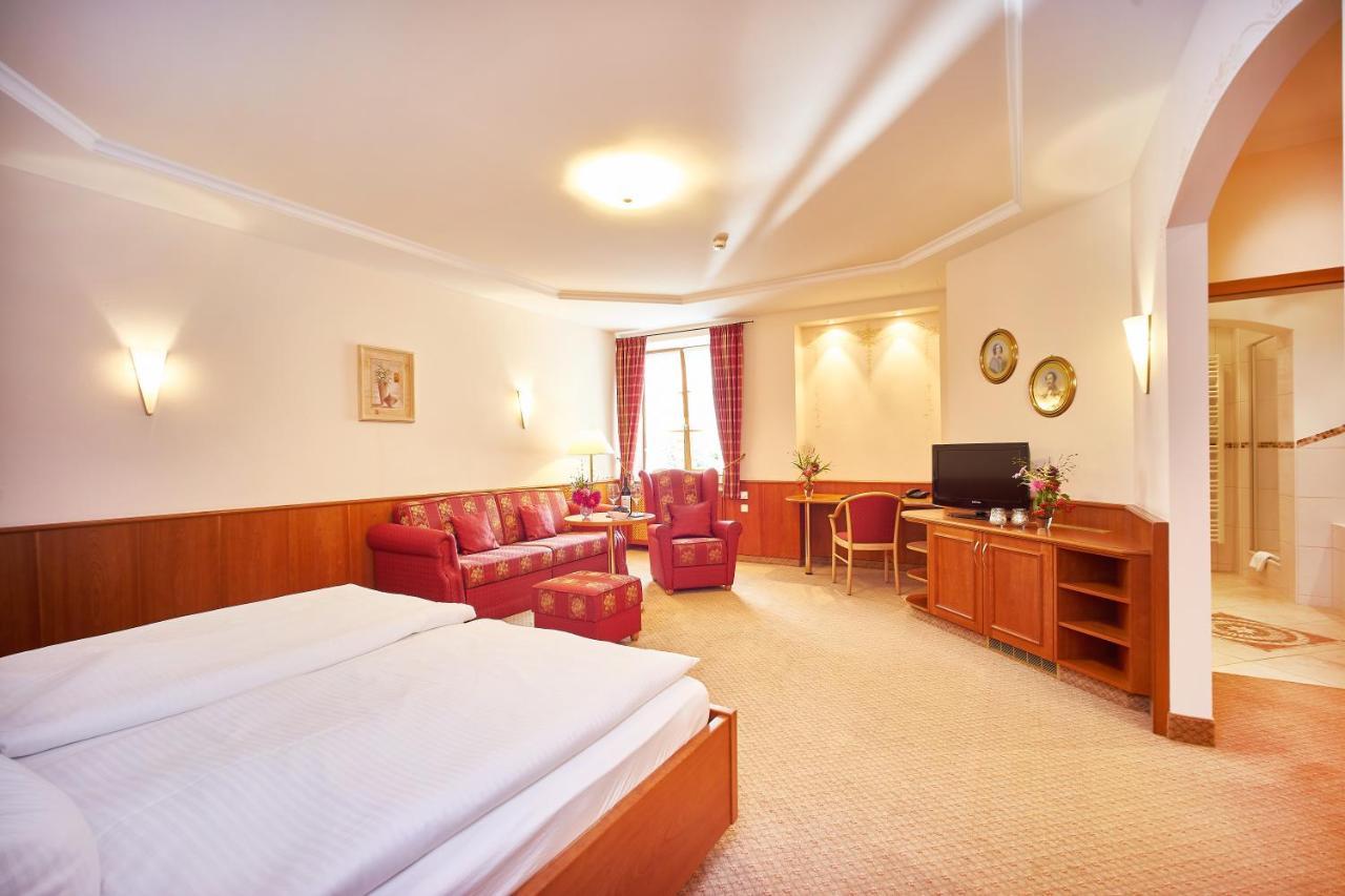 Hotel Klosterhotel Ludwig Der Bayer Этталь Экстерьер фото