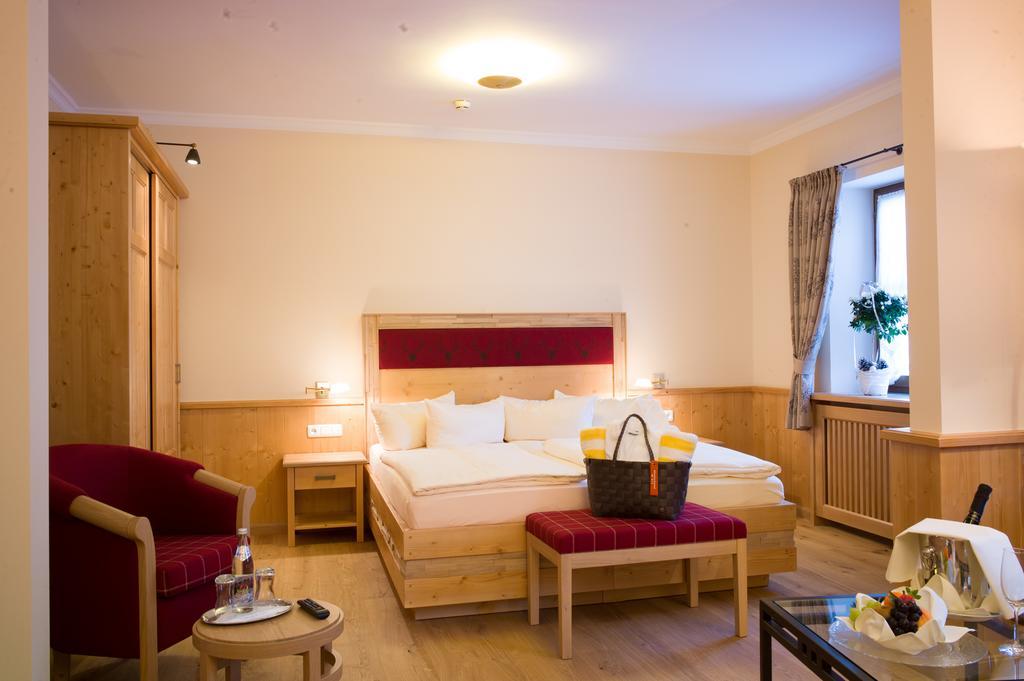 Hotel Klosterhotel Ludwig Der Bayer Этталь Экстерьер фото