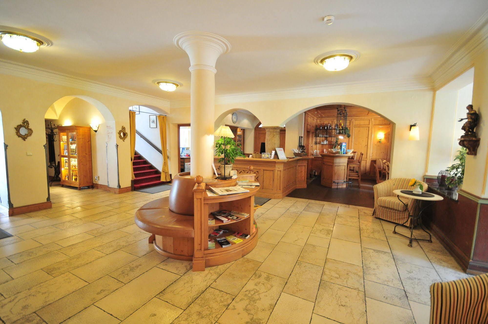 Hotel Klosterhotel Ludwig Der Bayer Этталь Экстерьер фото